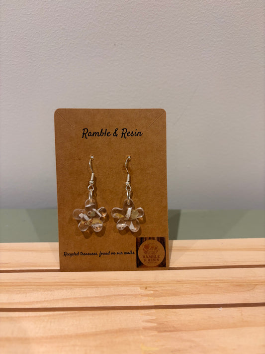 Flower small drop earrings
