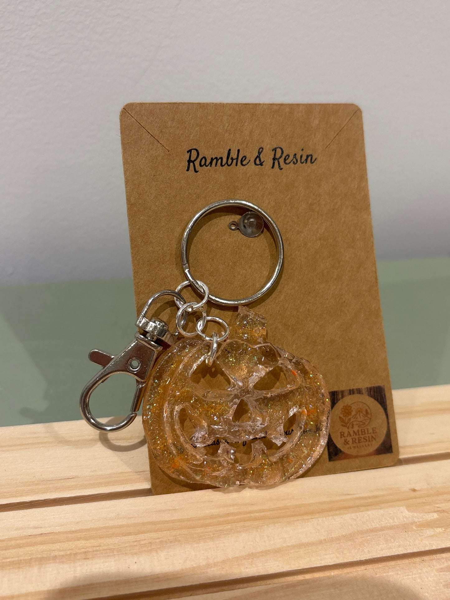 Medium pumpkin keyring