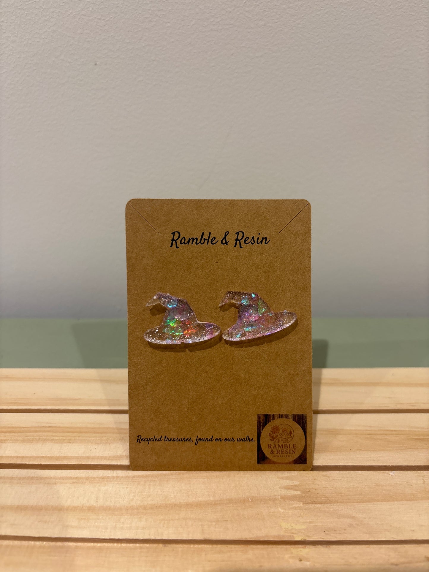 Halloween stud earrings