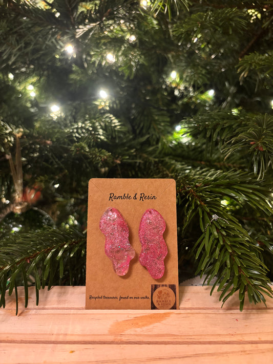 Medium stud earrings