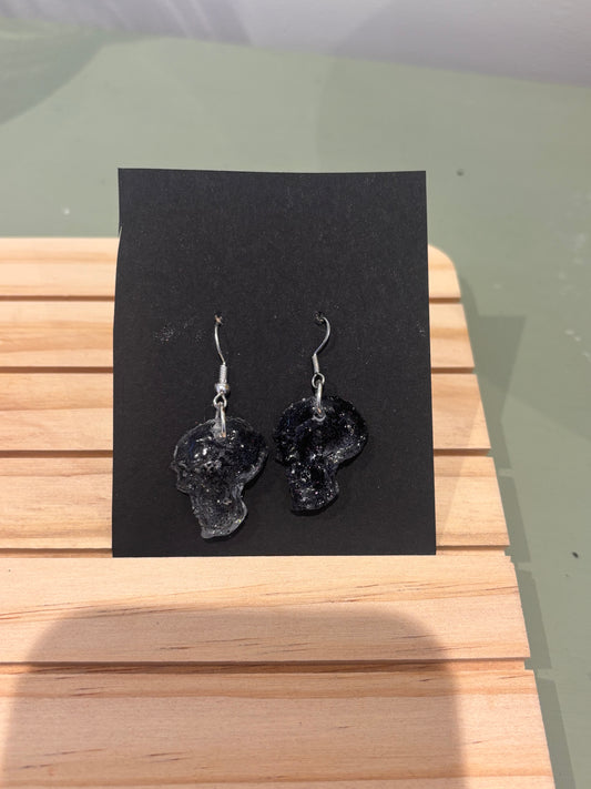 Medium drop skull earrings